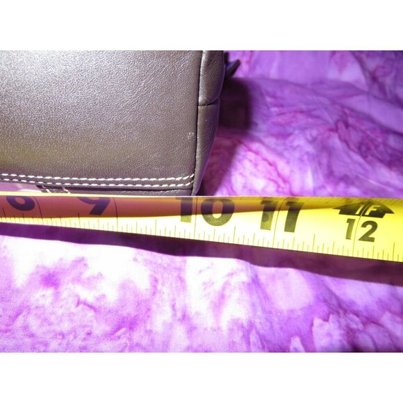 Coach 2007 Hamptons Cream & Brown Leather Demi Baguette Shoulder Bag F11195 - Picture 11 of 12